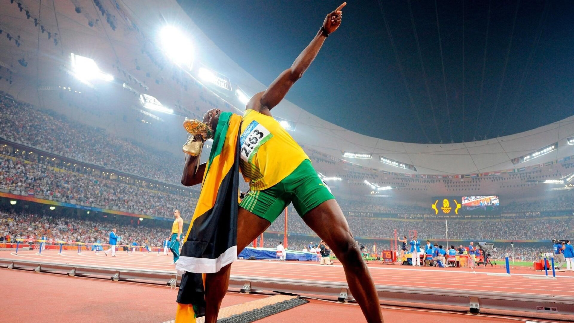 体坛双线捷报，大坂直美关键制胜，西班牙队强势夺魁